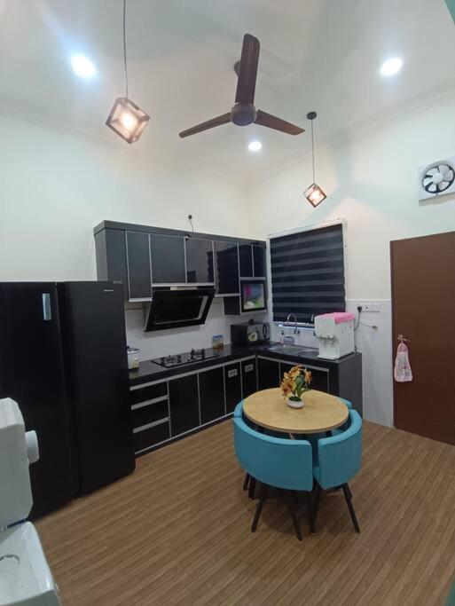 3Bedrooms,2Bath, Wifi, Netflix,Toileteries,Aircond クアラ・トレンガヌ エクステリア 写真